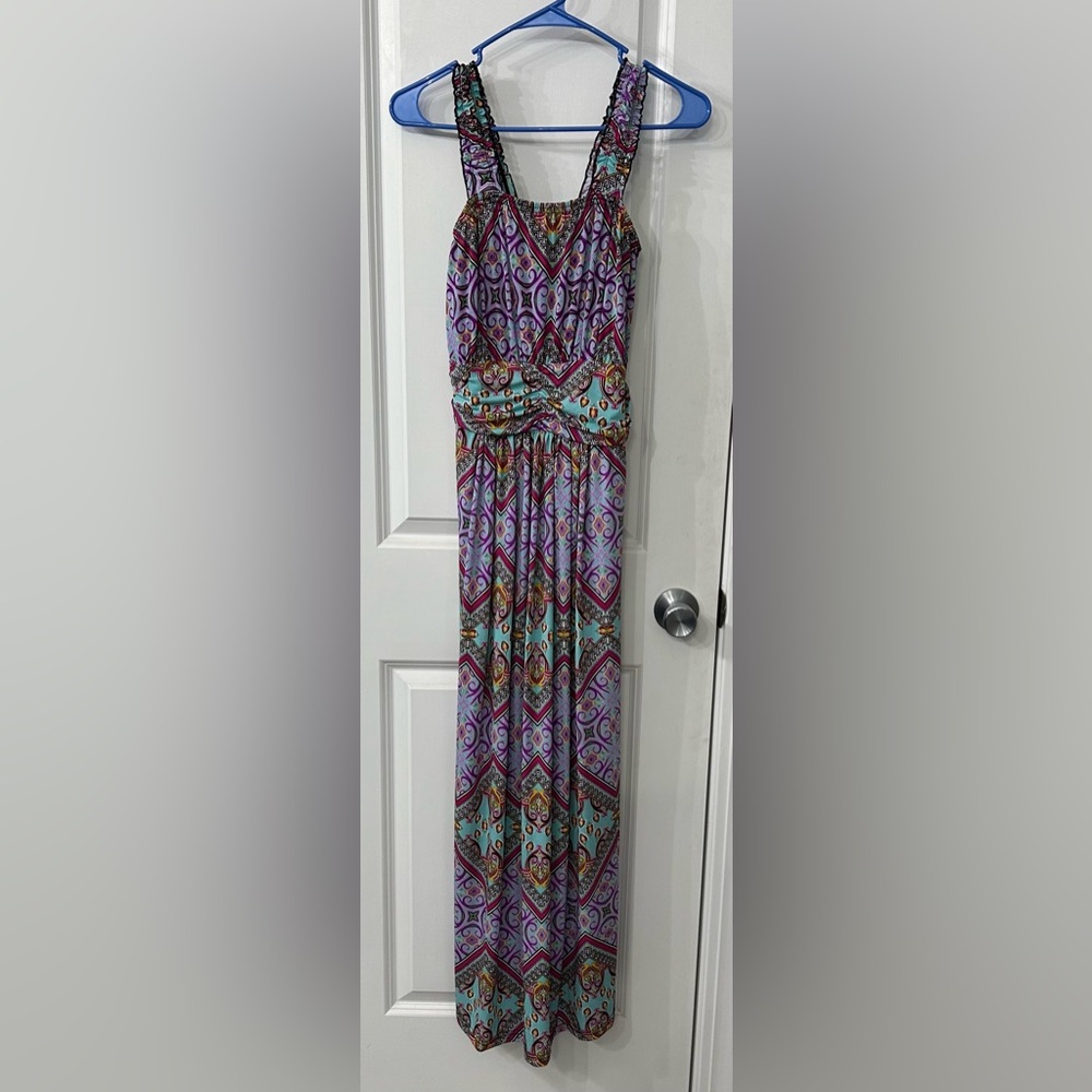 WinWin Multicolor Pleated Maxi Dress